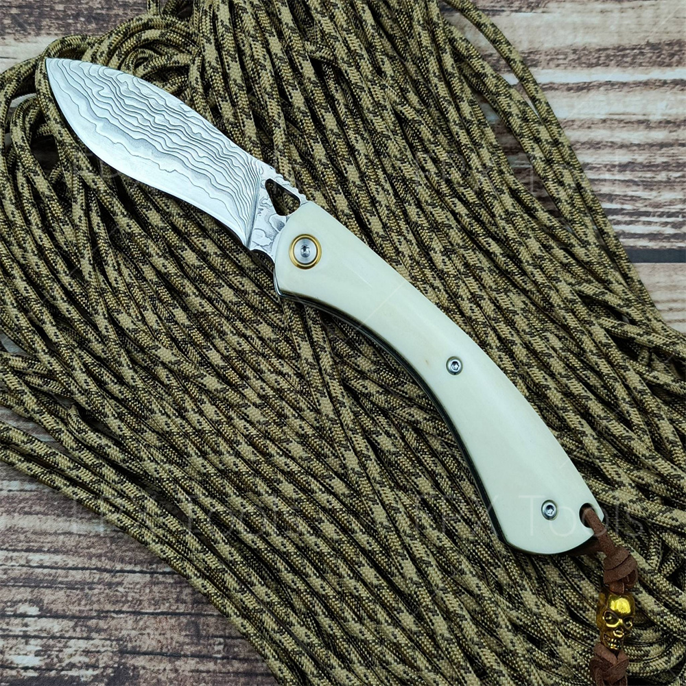 Vintage Collectible Pocket Knives - Damascus Pattern Steel Folding Knife -