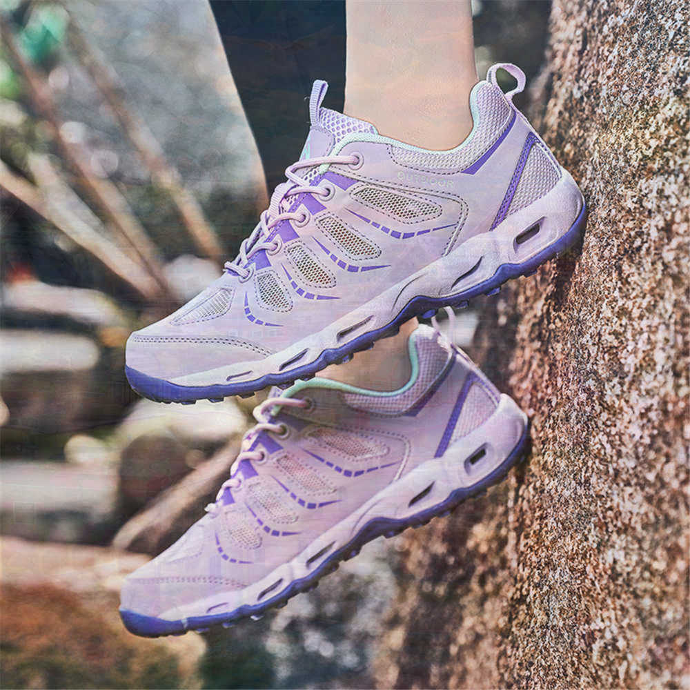 Sumer Round Tip Silver Sneaker - Vintage Collectible Show บทวิจารณ์และราคา